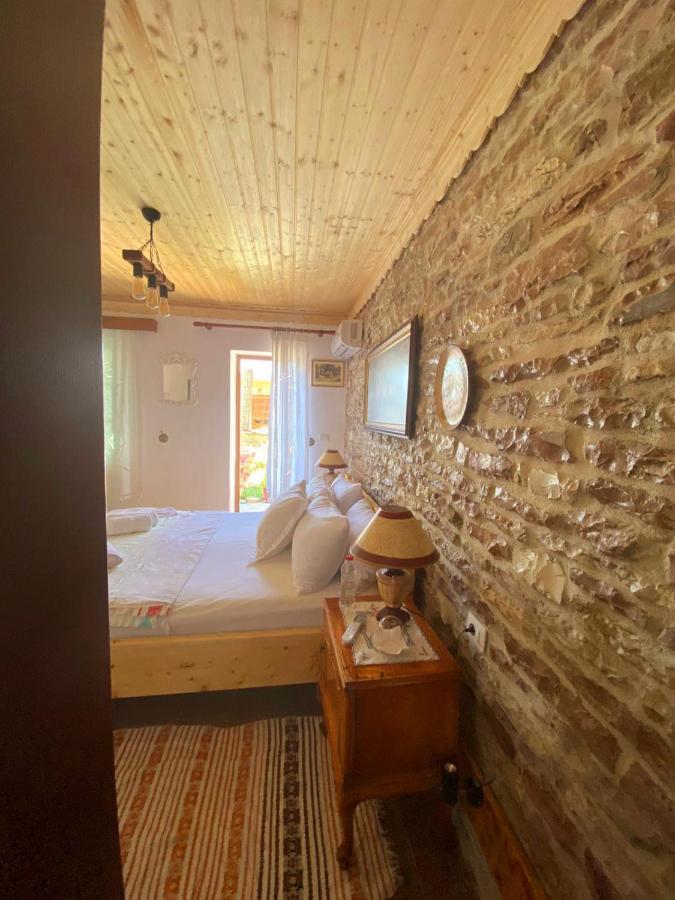 "Villa 70" Guesthouse Gjirokastra Zewnętrze zdjęcie