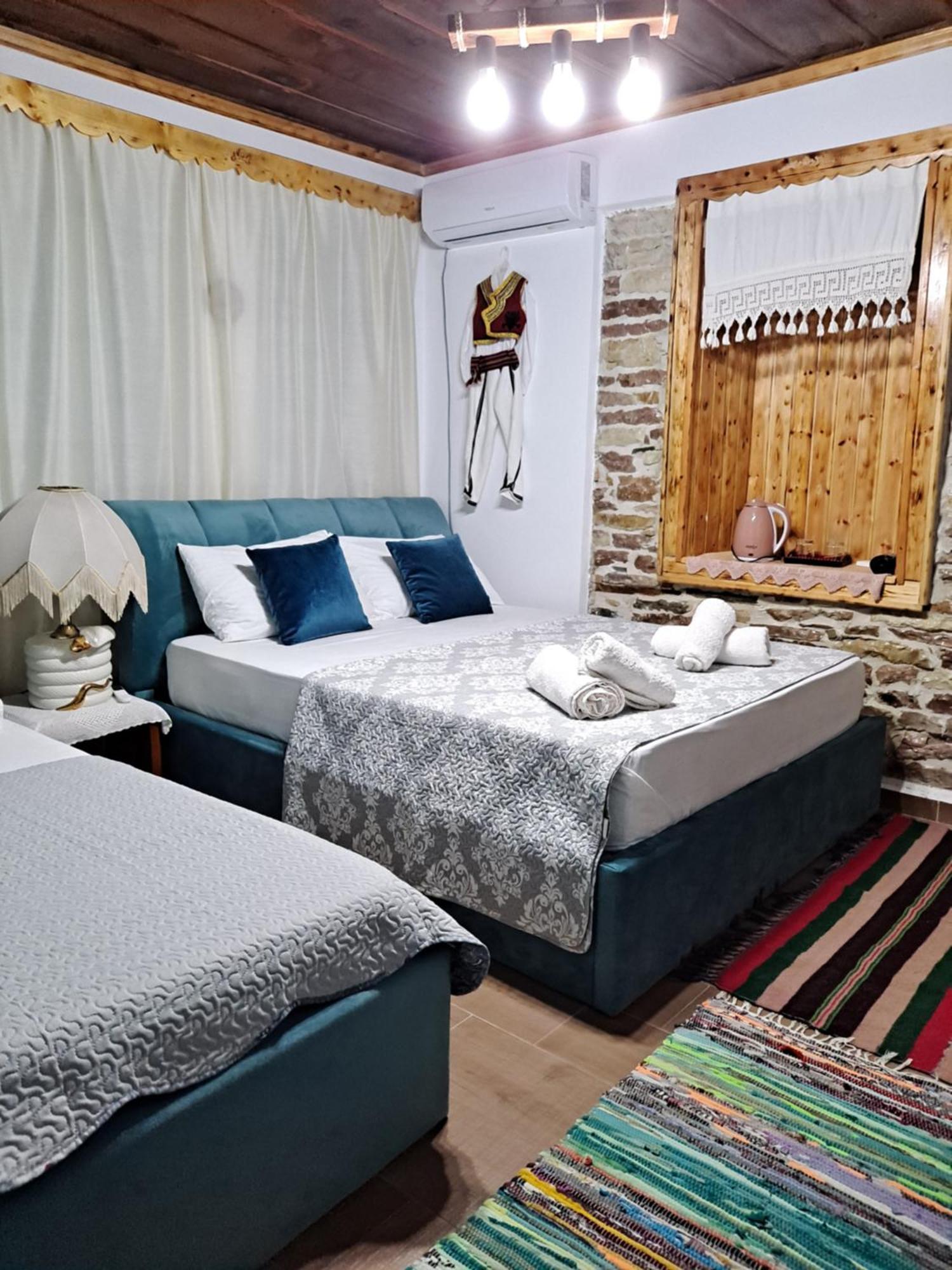 "Villa 70" Guesthouse Gjirokastra Zewnętrze zdjęcie