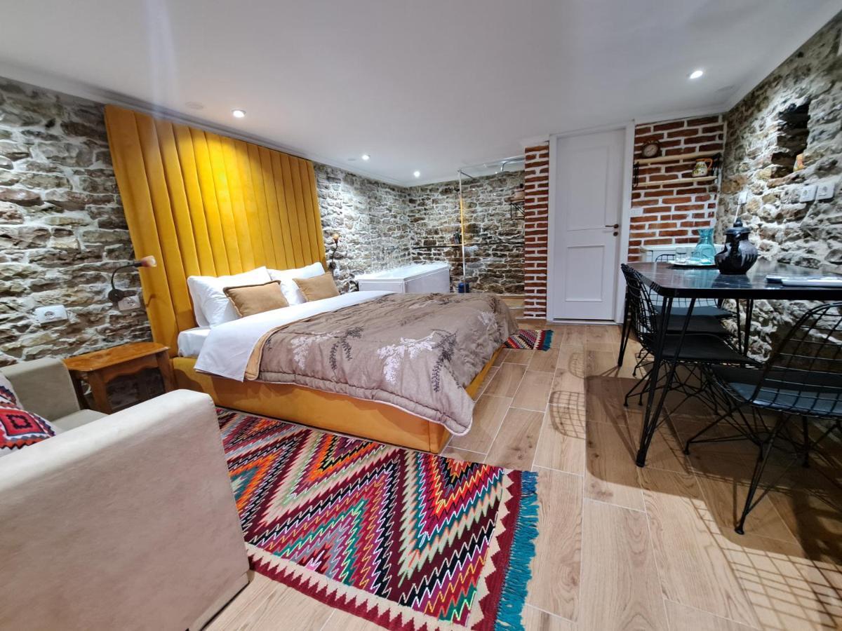"Villa 70" Guesthouse Gjirokastra Zewnętrze zdjęcie