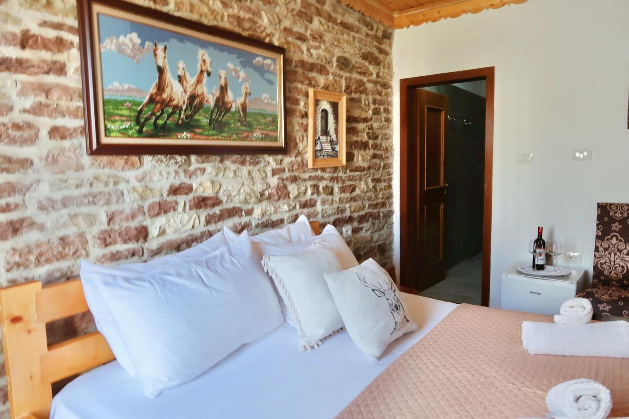 "Villa 70" Guesthouse Gjirokastra Zewnętrze zdjęcie
