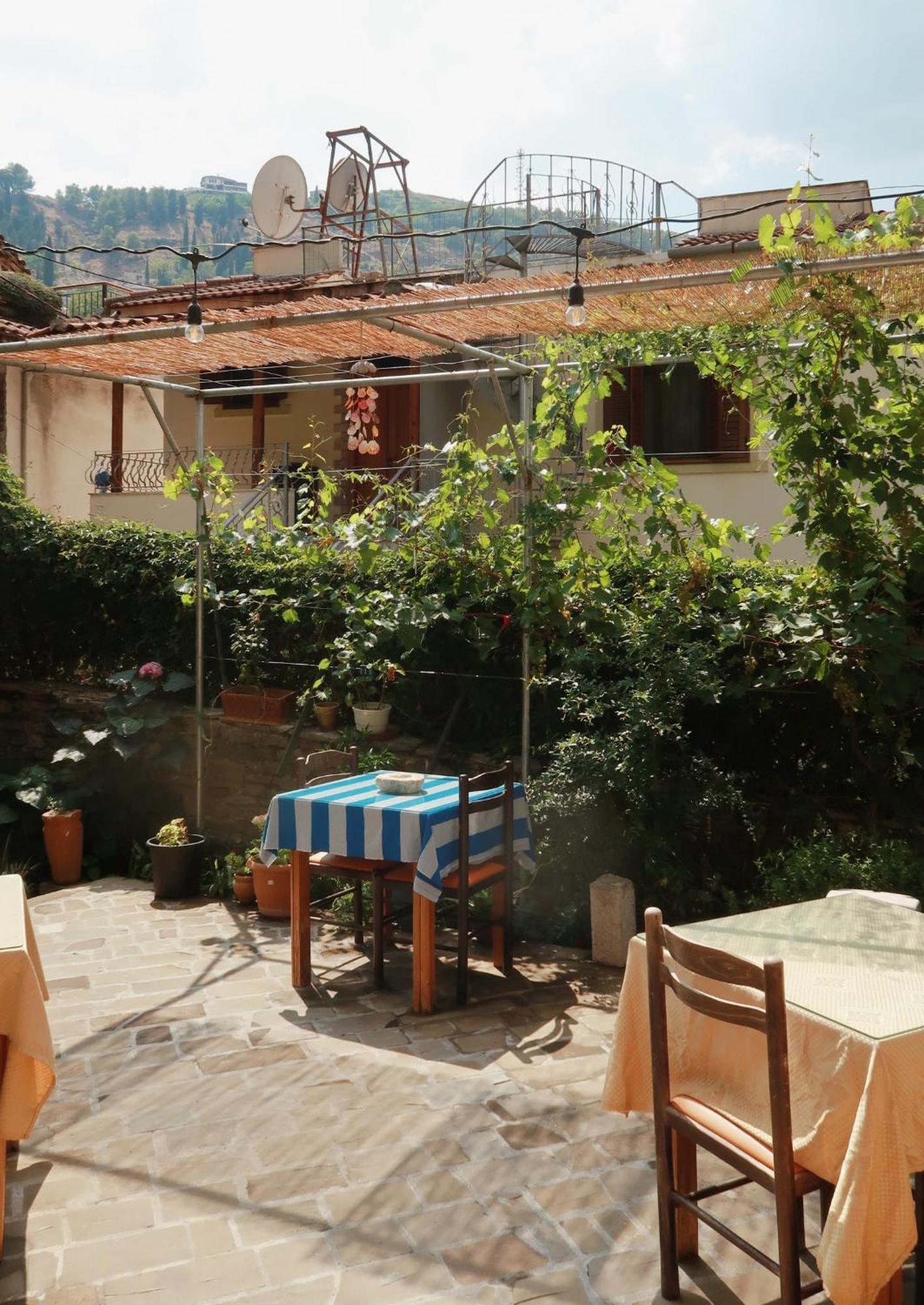 "Villa 70" Guesthouse Gjirokastra Zewnętrze zdjęcie